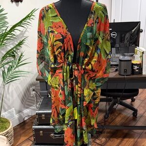 Violet sky floral Kaftan swim cover up NWT butterfly bell sleeve
One size